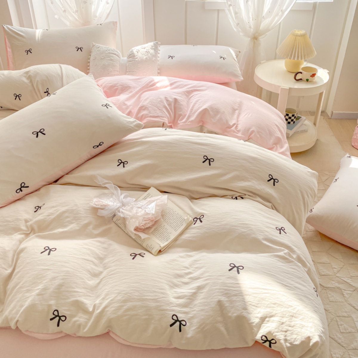 Embroidery Quilt Cover - 3-częściowy zestaw pościeli z różową haftowaną