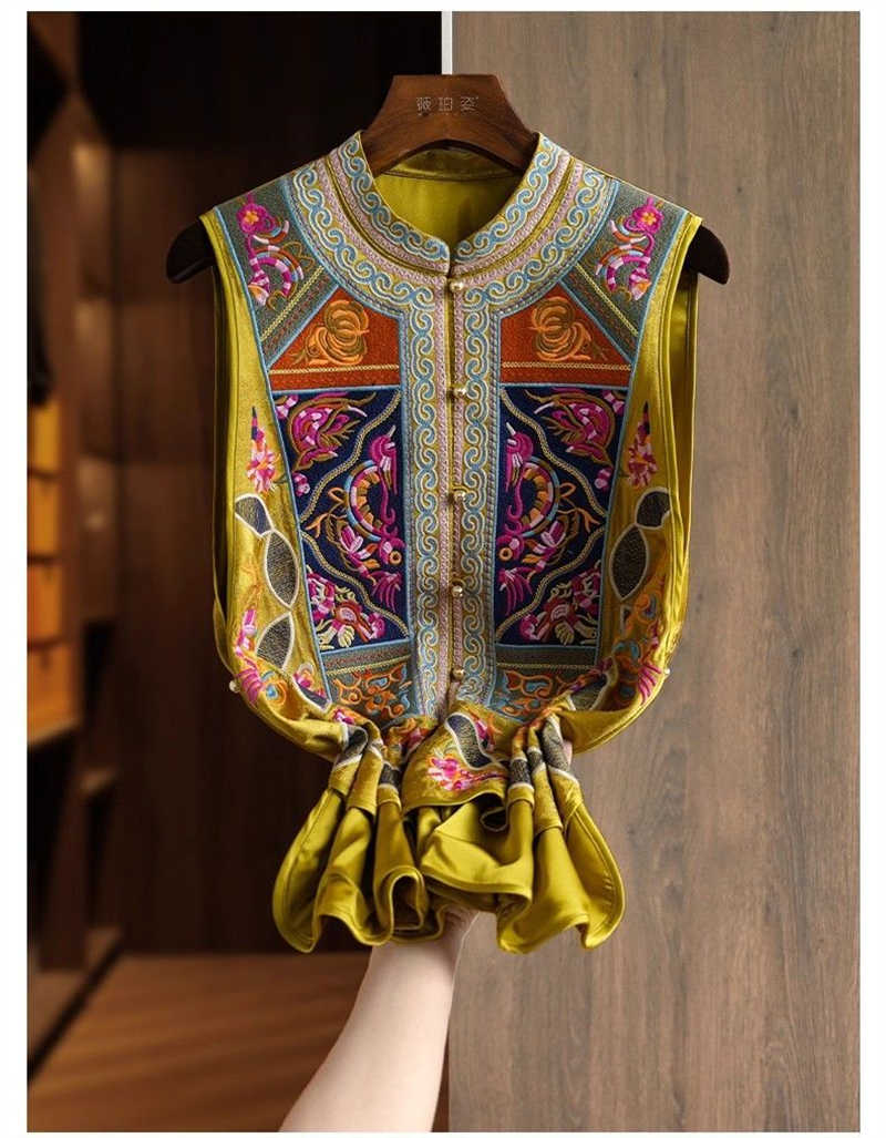 Embroidery Yellow - Damska kamizelka z haftem w stylu