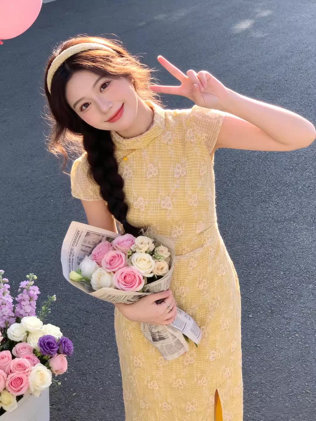 Elegancka żółta sukienka midi  – Embroidery Yellow Dress recenzja i cena