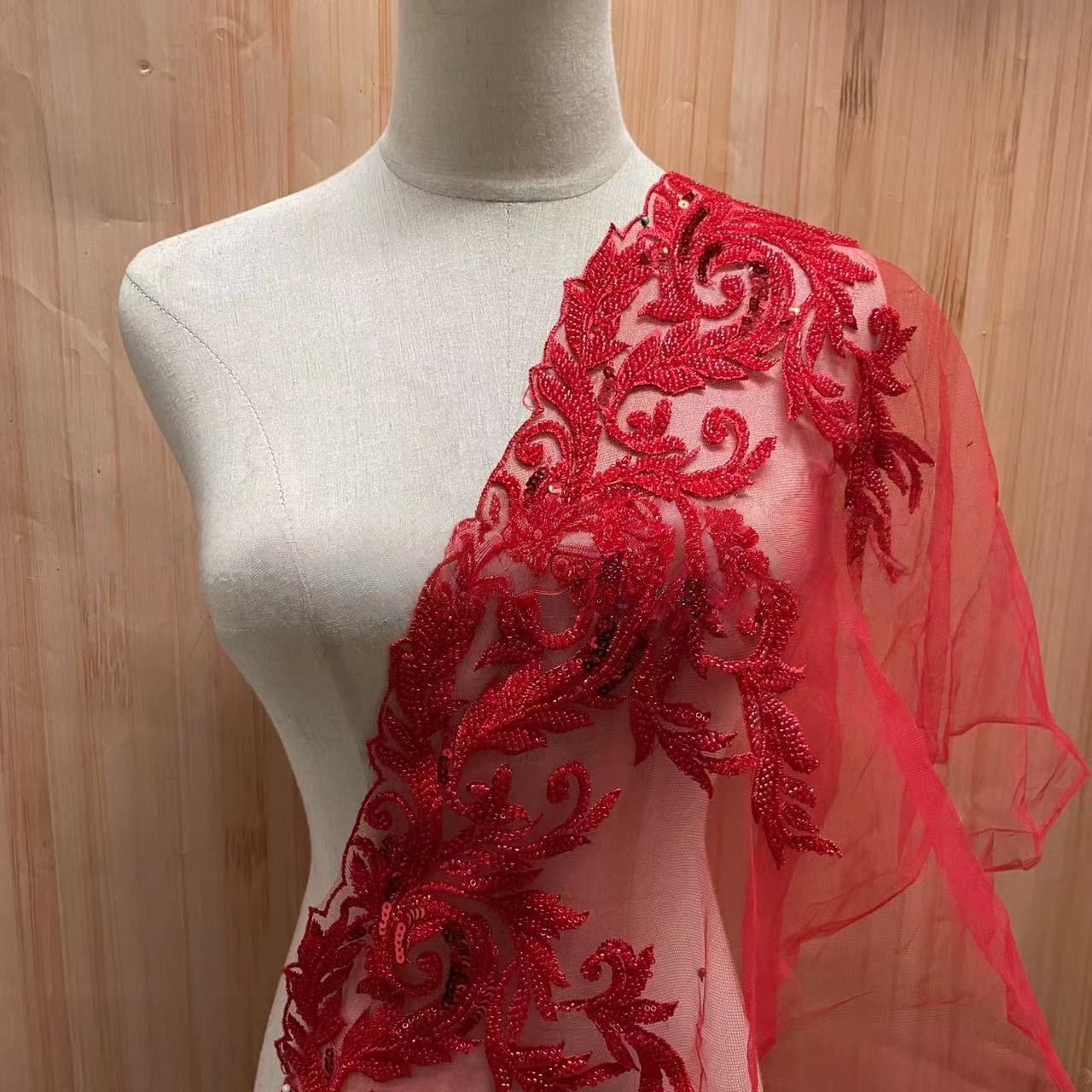 Koronkowa taśma haftowana kora – Embroidery Gradient recenzja i cena