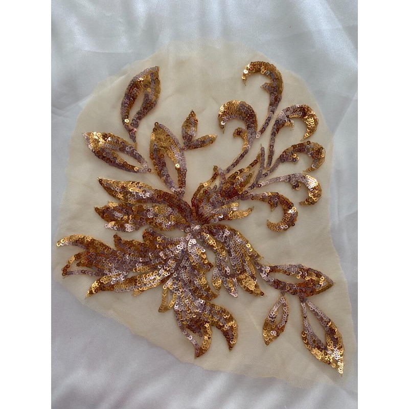 Koronkowe haftowane aplikacje  – Embroidery Flower Pattern recenzja i cena
