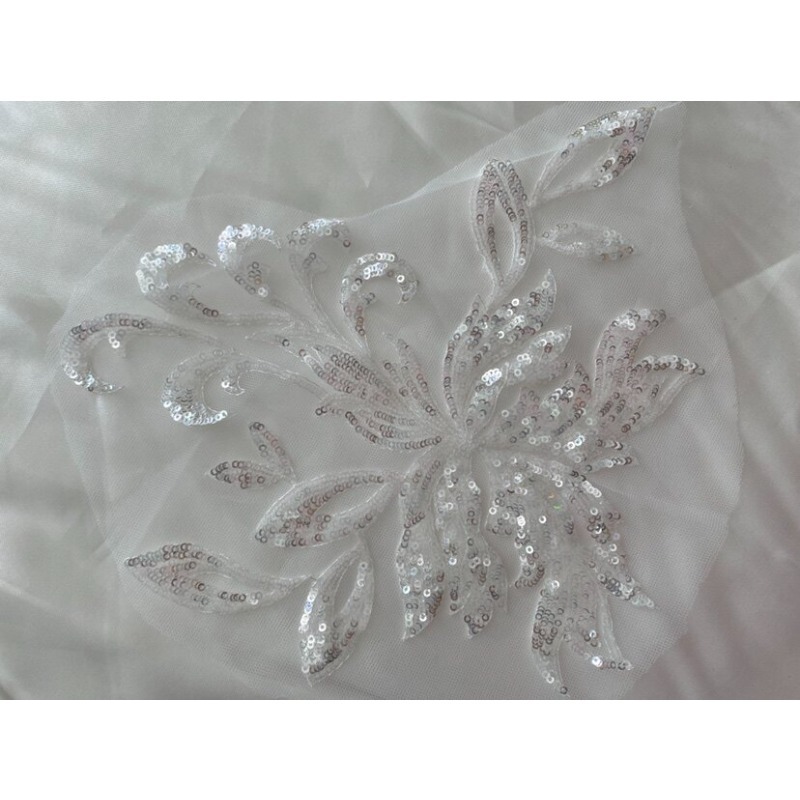 Koronkowe haftowane aplikacje  – Embroidery Flower Pattern recenzja i cena