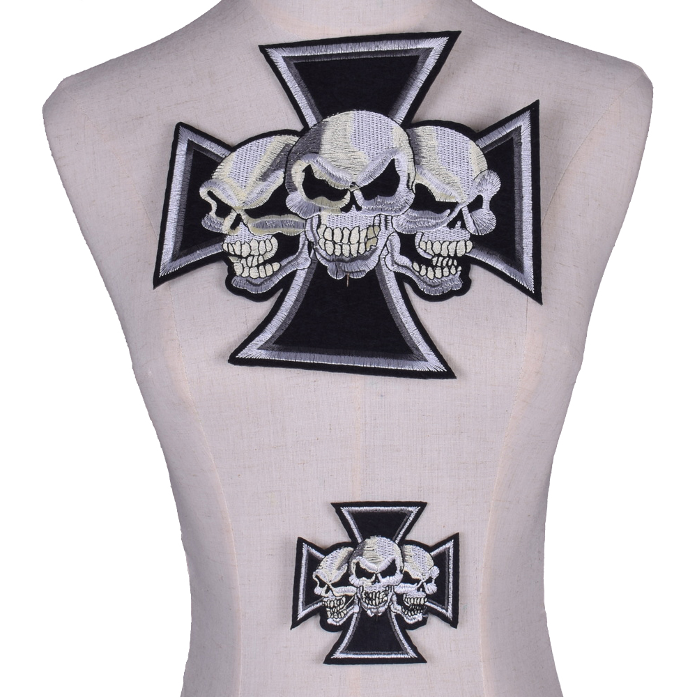2 szt. Naszywki z haftem czasz – Embroidery On Black Shirt recenzja i cena