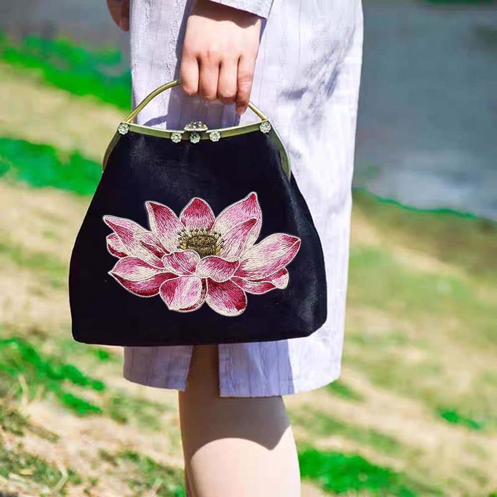 Miękkie kwiatowa łatka lotosu  – Embroidery Flower Pattern recenzja i cena