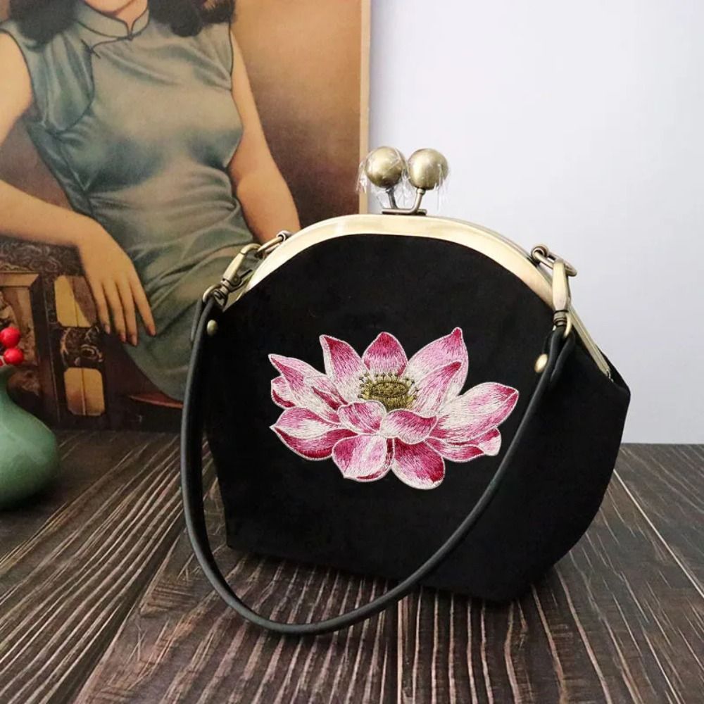 Miękkie kwiatowa łatka lotosu  – Embroidery Flower Pattern recenzja i cena